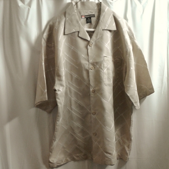 MEN'S SHORT SLEEVE SHIRT  XXL - Picture 1 of 1